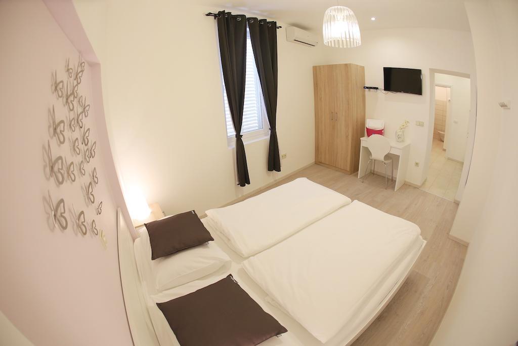 Zadar Street Apartments And Room Room photo