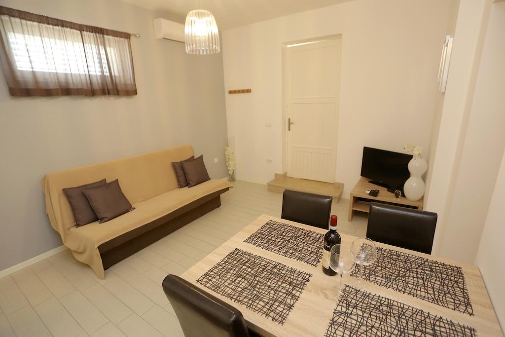 Zadar Street Apartments And Room Room photo